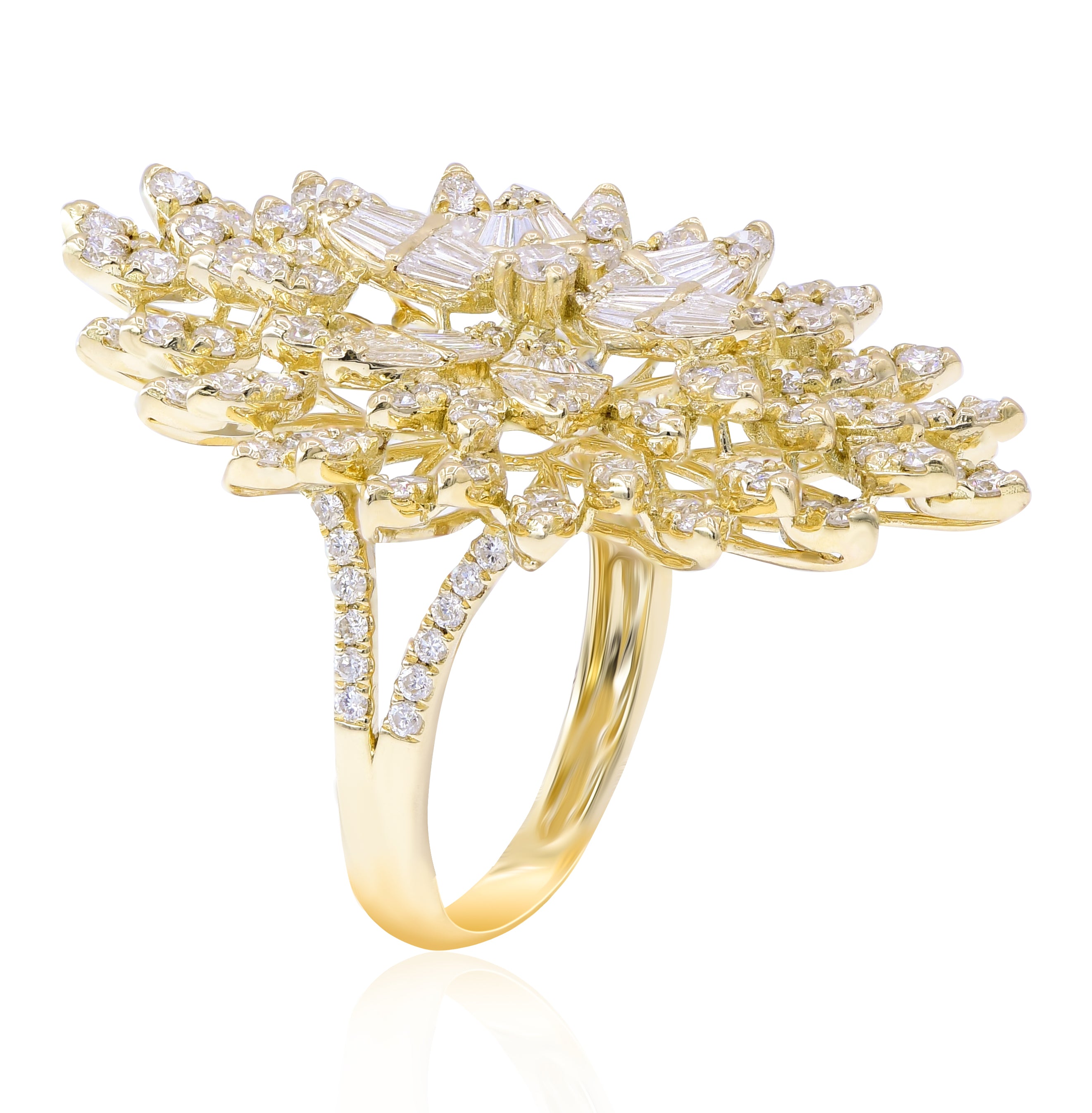 3.16 ct. Diamond 18K Yellow Gold Floral Ring